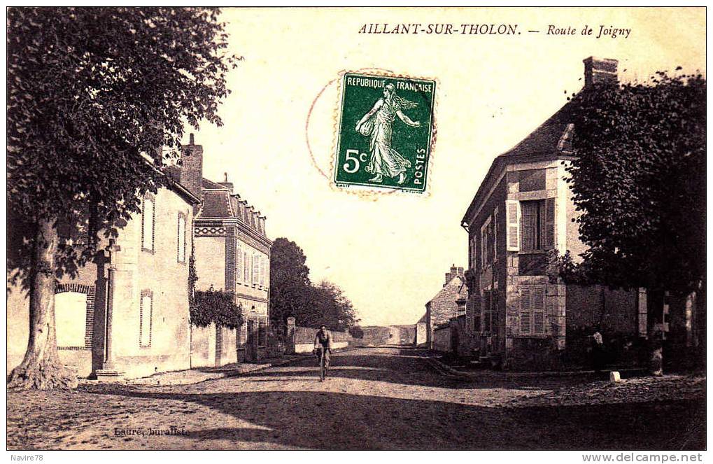 89 Cpa AILLANT SUR THOLON  CYCLISTE ROUTE DE JOIGNY - Aillant Sur Tholon