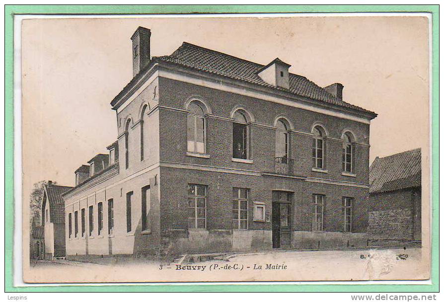 62 - BEUVRY -- La Mairie -  état Carte Amincie - Beuvry