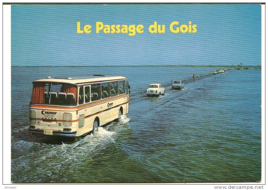 CPSM LE GOIS Noirmoutier BUS Passage - Bus & Autocars