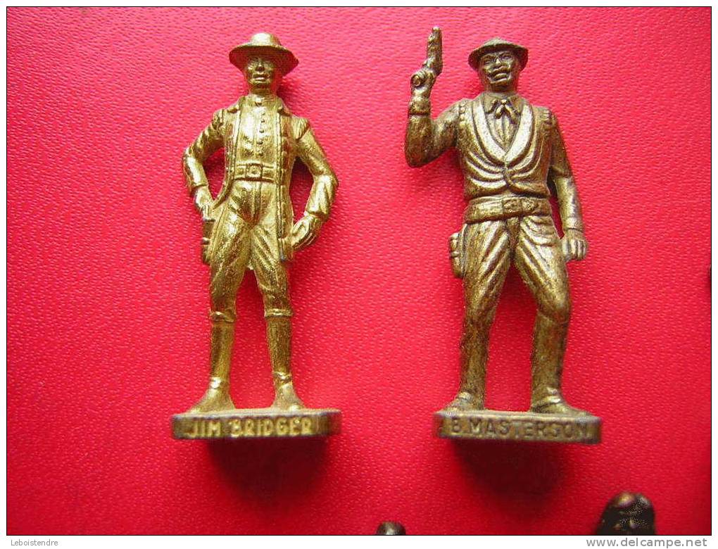 LOT 8 PIECES SOLDATS FIGURINES METAL KINDER-INCAS 3-B.MASTERSON-JIM BRIDGER-TAHROHON-VICTORIO-CUT NOSE X2 -KIT CARSON - Figurine In Metallo