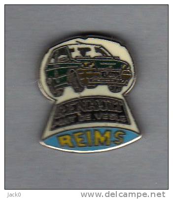 Pin´s  Automobiles  RENAULT,  REIMS  PONT  DE  VESLE,  Voiture  Bleu  Marine   Verso  J. BALME  SAUMUR - Renault