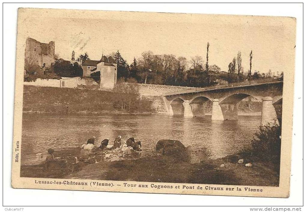 Lussac-les-Chateaux (86) : Lavandières Près Du Pont De Civaux Env 1930 (animée). - Lussac Les Chateaux