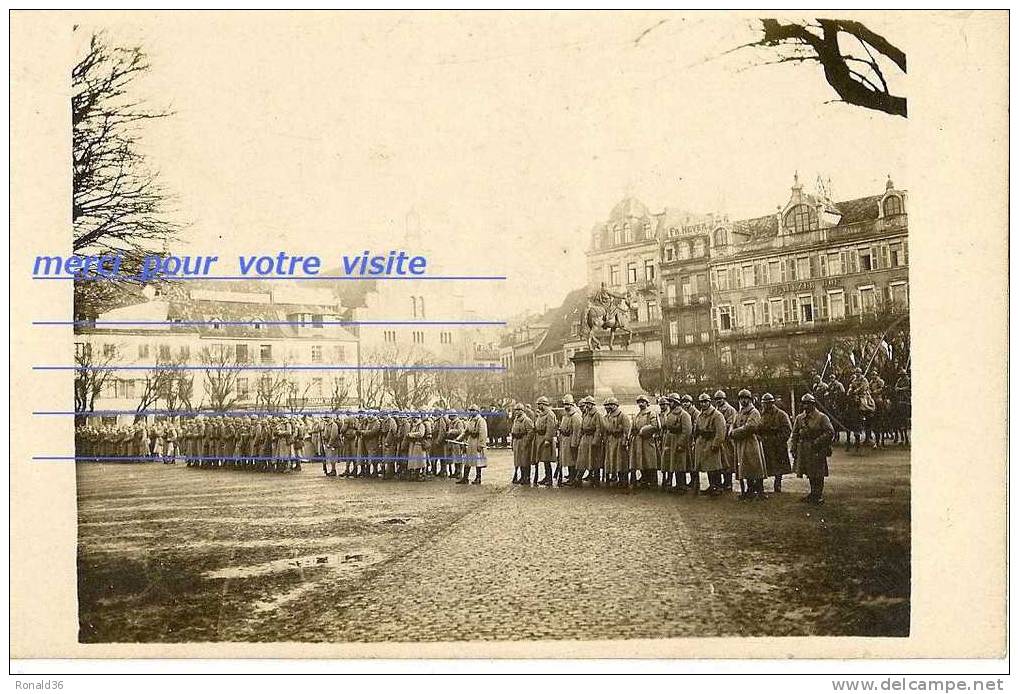 Cp Allemagne LANDAU 29 Janvier 1919 Armée Française , Relève De La Garde Sur La Place Luitpold ( Habitations FR HEVER  ) - Landau