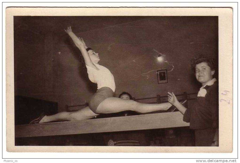 SPORT -  Gymnastic, Year 1960, Real Photo - Gymnastique