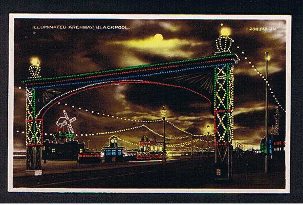 RB 620 - Coloured Real Photo Postcard -  Illuminated Archway & Tram Blackpool Illuminations Lancashire - Blackpool