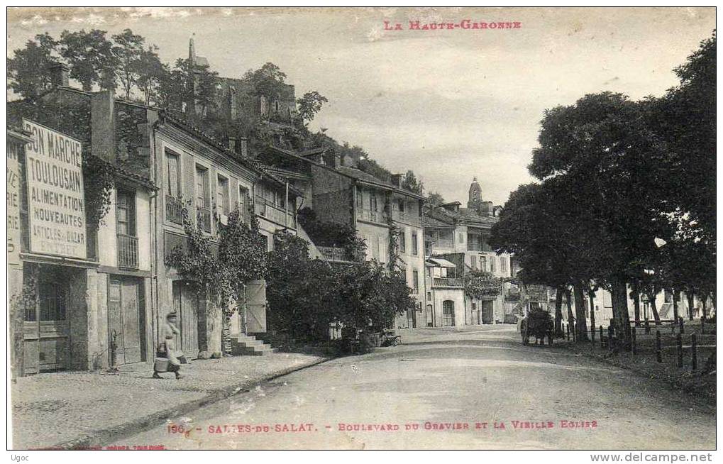 CPA - 31 - SALIES-du-SALAT - Boulevard Du Gravier Et La Vieille église - Quelques éraflures - 672 - Salies-du-Salat