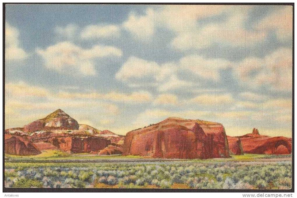 USA Postcard Pyramid, Red Rock & Navajo Church, Near Gallup, New Mexico - Andere & Zonder Classificatie