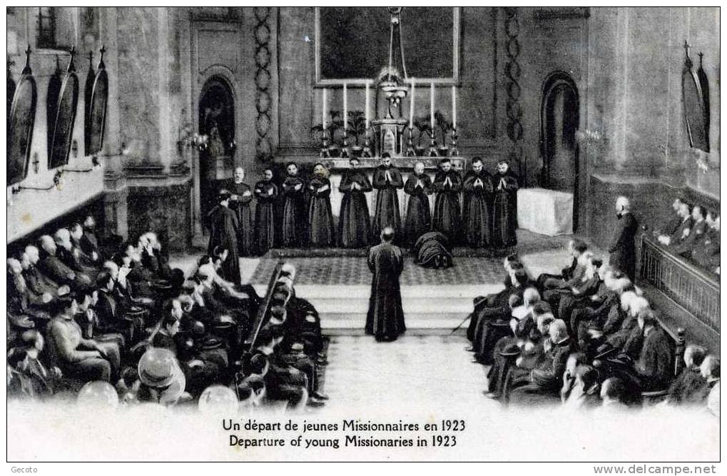 Un Départ De Jeunes Missionnaires En 1923 - Missionen