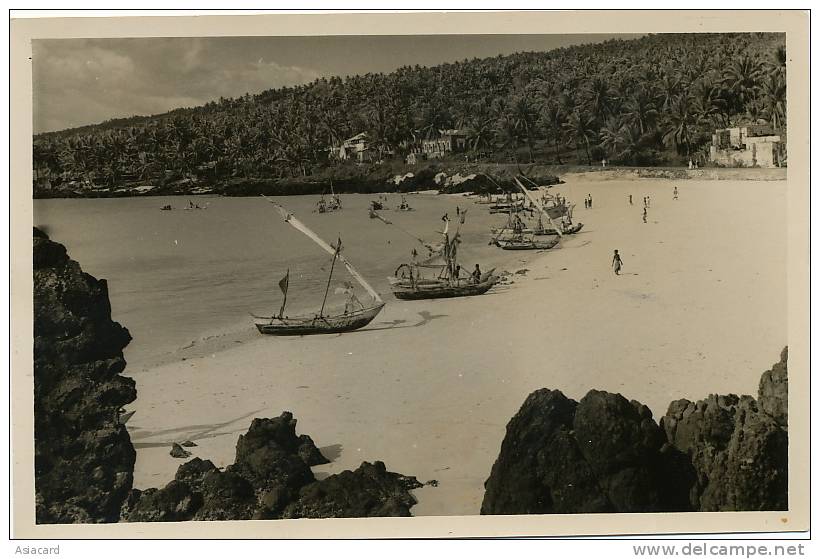 Grande Comore Plage Itsandra  12 Octobre 1953 Visite General De Gaulle Et Decorations  3 Photos - Comoros