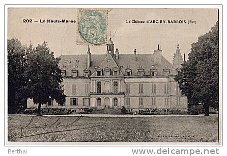 52 Le Chateau D ARC EN BARROIS - Arc En Barrois