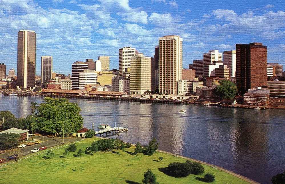 Australia Brisbane From The Storey Bridge - 1982 Pre-Stamped PCs Series 1V Unused - Brisbane