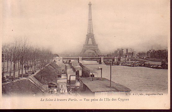 CPA.      LA SEINE A TRAVERS PARIS.      Vue Prise De L'Ile Des Cygnes. - La Seine Et Ses Bords