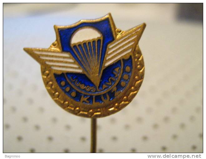 PARACHUTTING Pin Franjo Kluz Yugoslavia - Parachutespringen