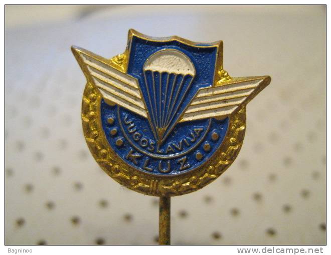 PARACHUTTING Pin Franjo Kluz Yugoslavia - Parachutespringen