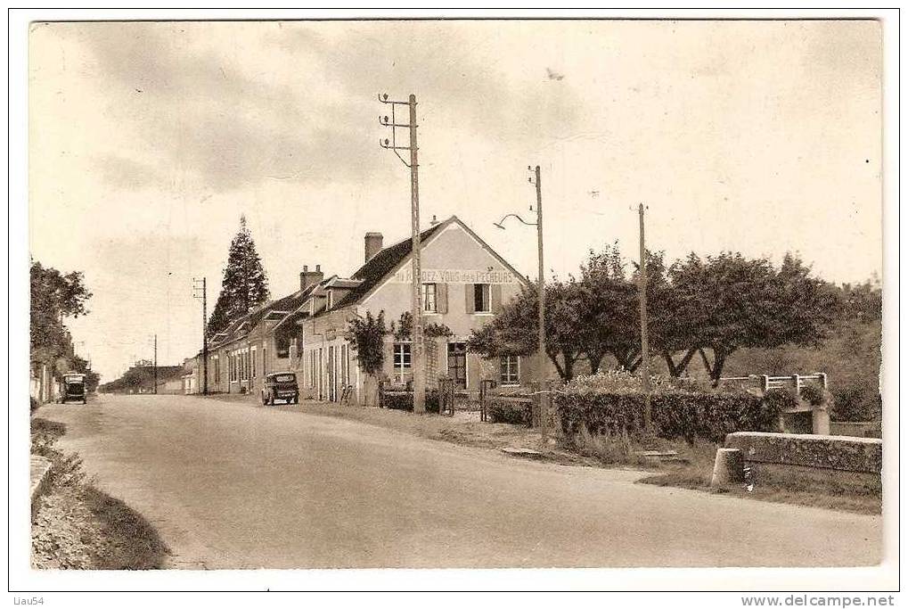 MONETEAU "AU RENDEZ-VOUS DES PÊCHEURS" (Voiture) - Moneteau