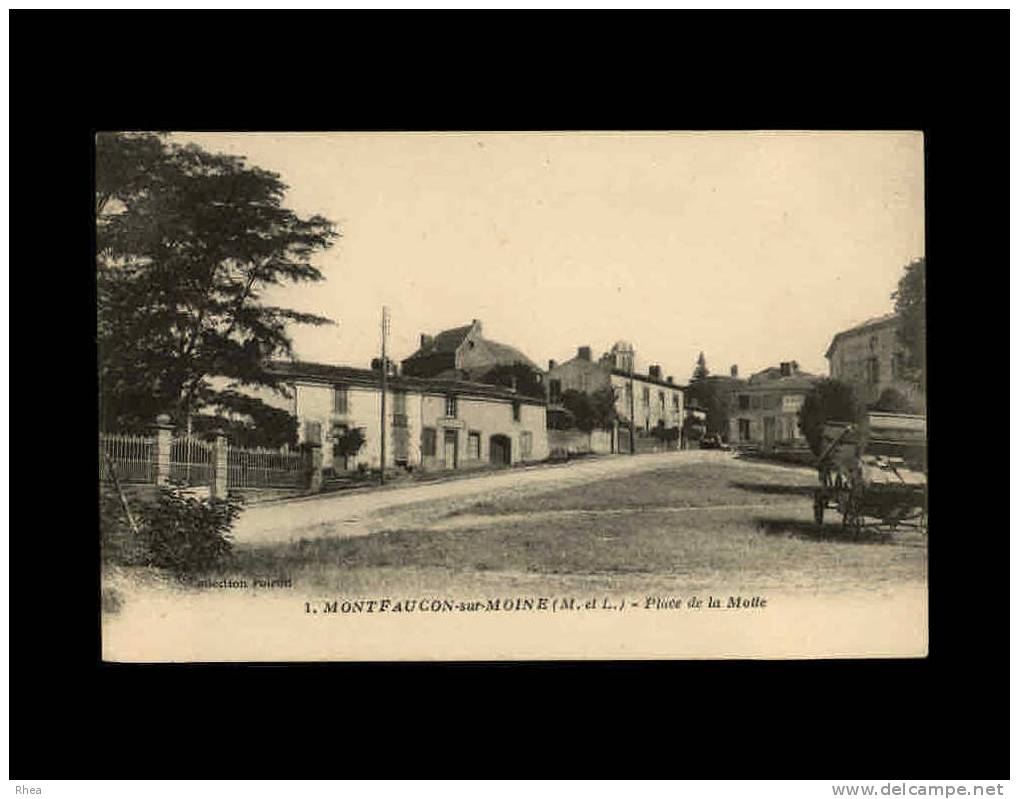 49 - MONTFAUCON - Place De La Motte - 1 - Montfaucon