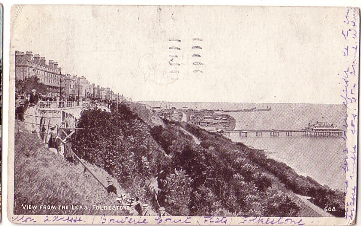 Post Card CARTE POSTALE DE FOLKESTONE DE 1918 >2 TIMBRES A DATE DE FOLKESTONE MAIS  AUSSI DE BIARRITZ A L´ARRIVEE - Folkestone