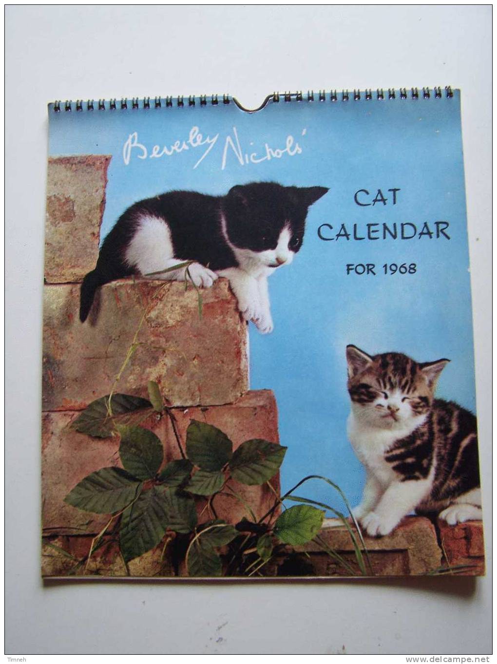 Anglais CAT CALENDAR FOR 1968 Berverley Nichols HUTSON BROS LTD à Spirale Calendrier CHATS En Anglais- - Formato Grande : 1961-70