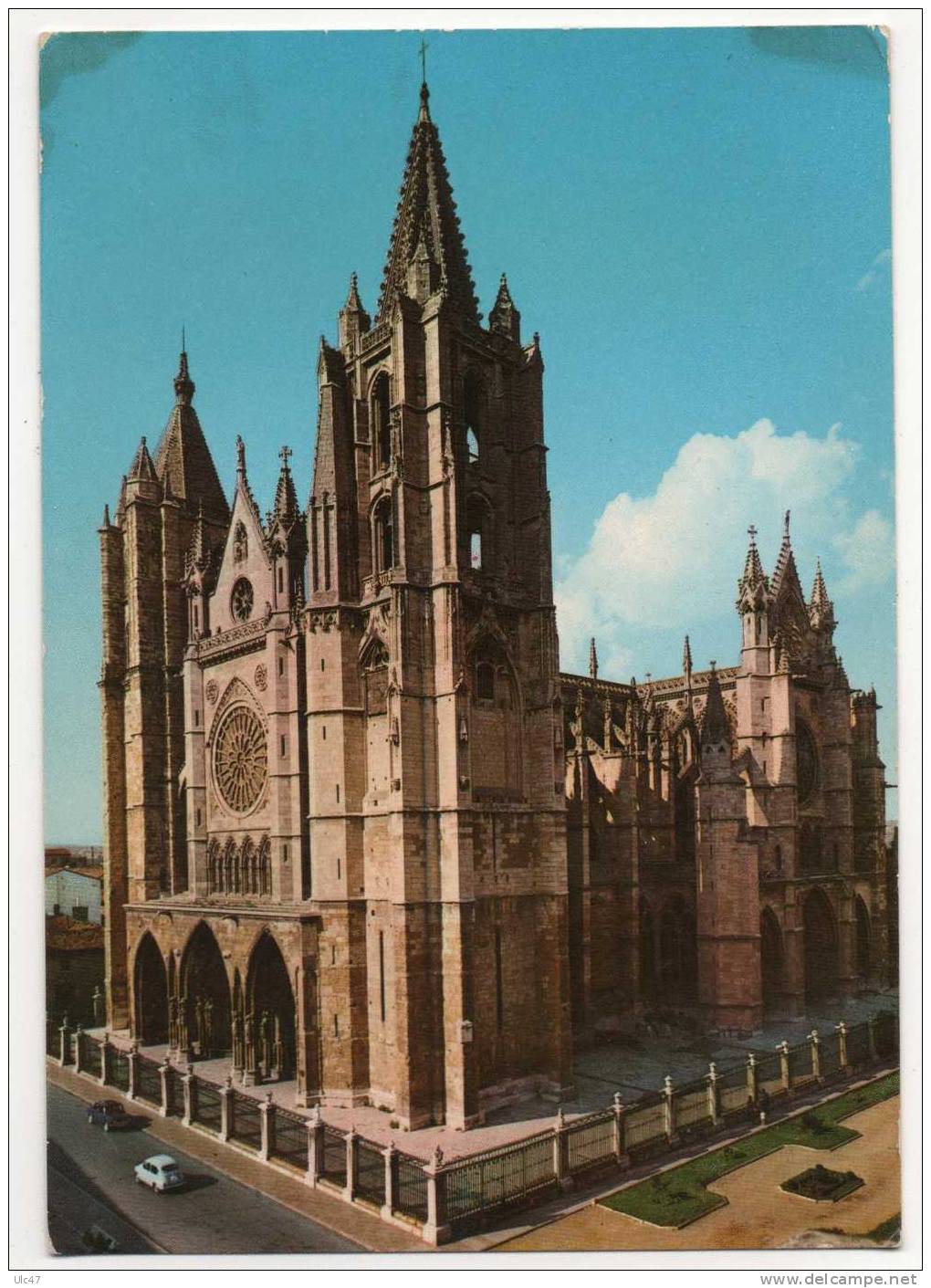 - LEON. - La Catedral - La Cathedral - The Cathedral - Scan Verso - - León