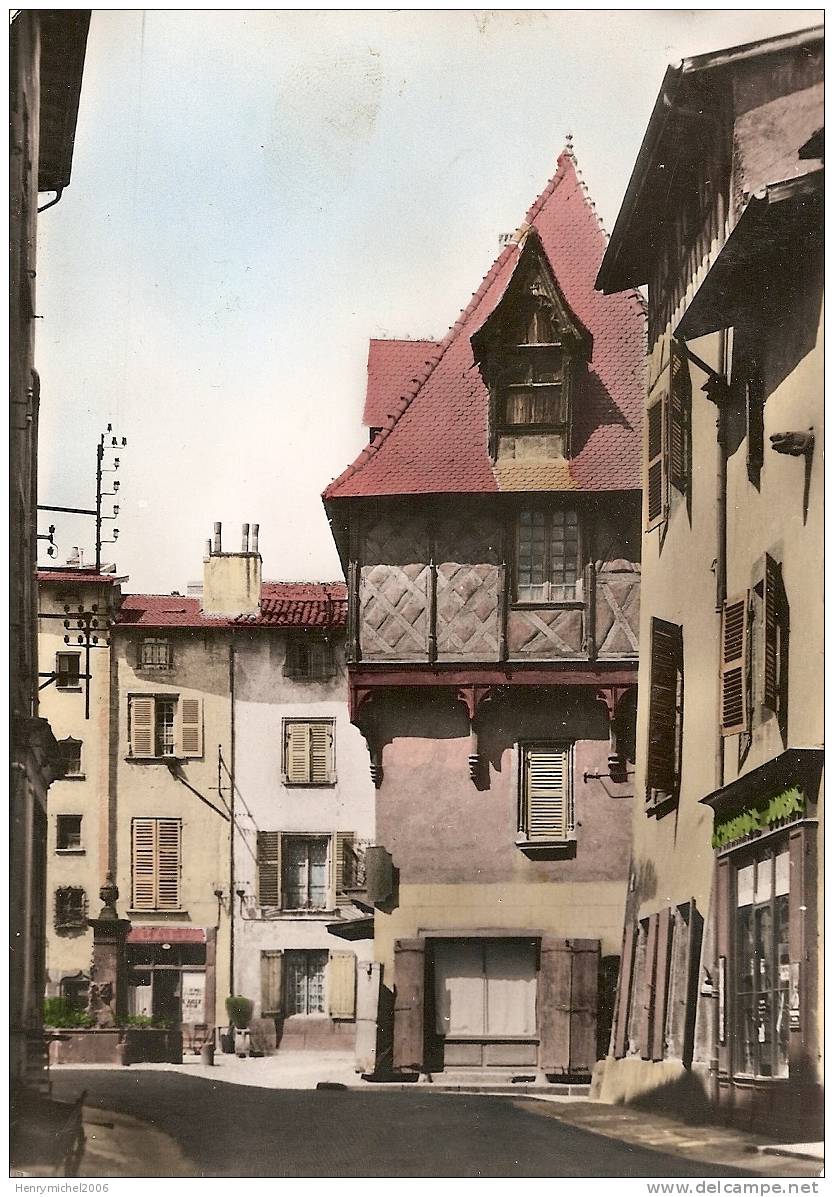 Puy De Dome , Courpière Dans L'auvergne , Café , Ed Bravard - Courpiere