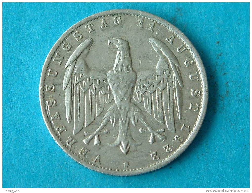 1922 A - 3 MARK - KM 28 ( For Grade, Please See Photo ) ! - 3 Mark & 3 Reichsmark