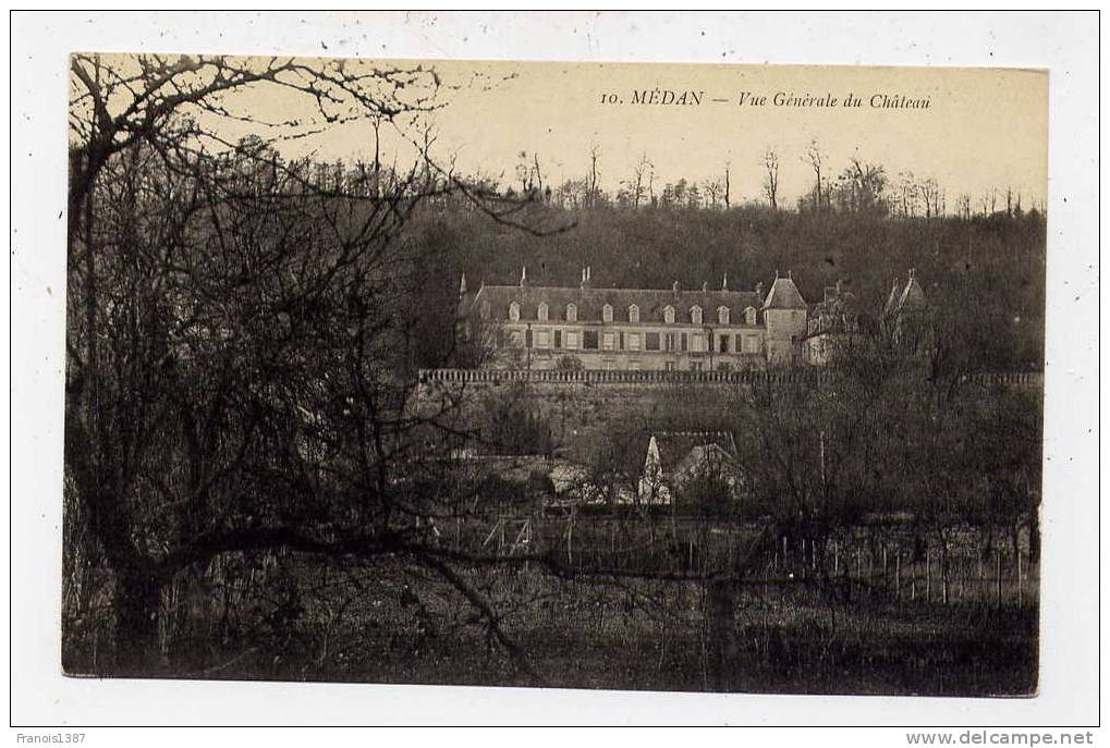 Ref 172 - MEDAN - Vue Générale Du Château - Medan