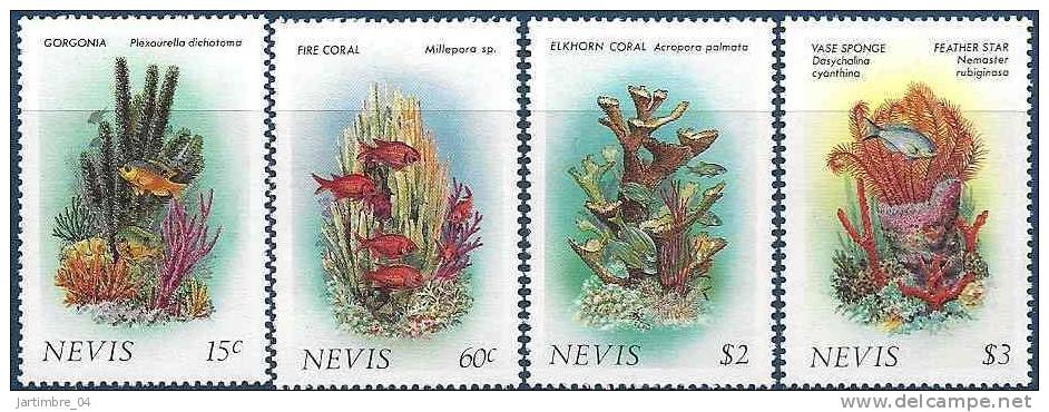 1986 NEVIS 419-22** Coraux - St.Kitts-et-Nevis ( 1983-...)