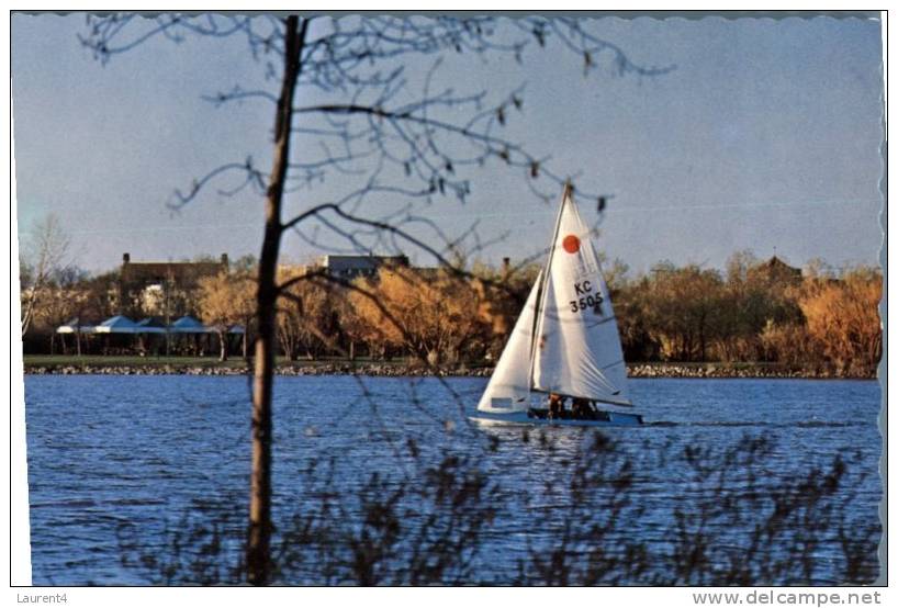 (402) Voile Et Voilier - Sailing & Sailing Boat - Wascana Lake - Voile