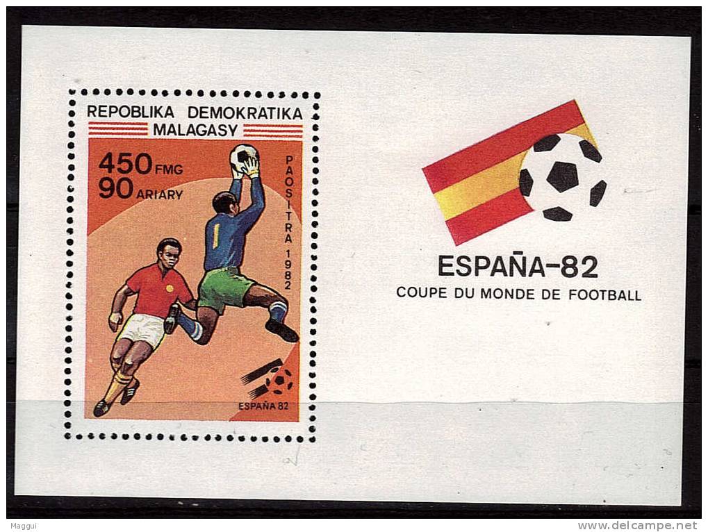 MADAGASCAR  BF 17  * *  (cote 4.70 E)  Cup 1982 Football  Soccer  Fussball - 1982 – Spain