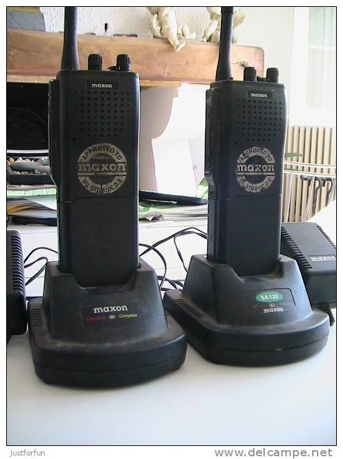 WALKIE TALKIE MAXON MIL STD 810 C,D,E - Radio's