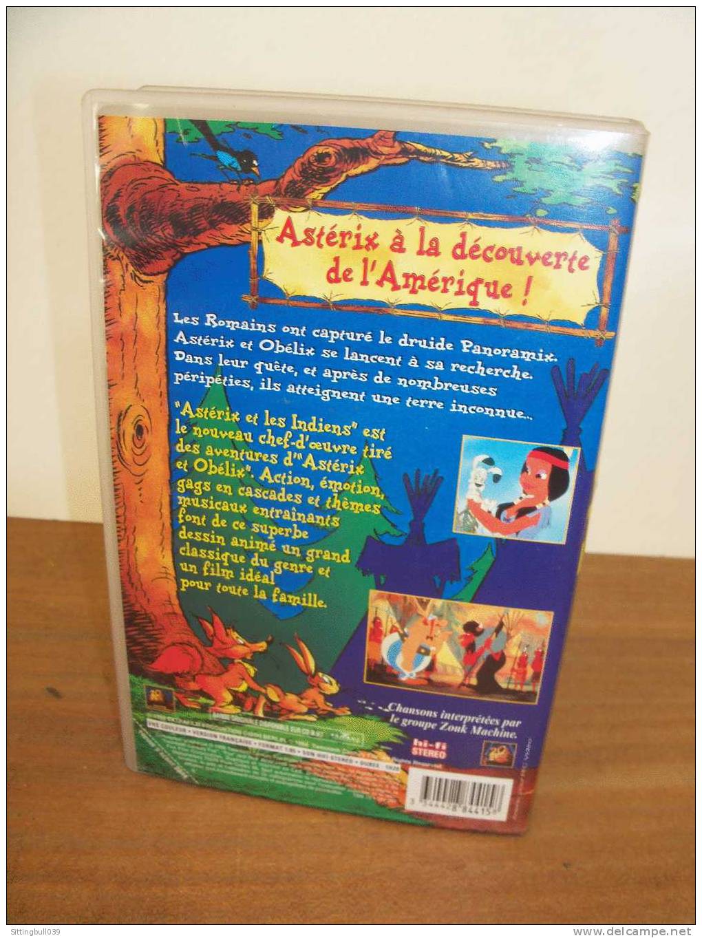 ASTERIX Et LES INDIENS. Le Film En K7 Hi-Fi Stereo + Une Entrée Gratuite Au PARC ASTERIX. 1995 Ed. A. R/GOSCINNY-UDERZO - Kassetten & DVD