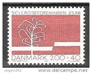 DENMARK UNUSED STAMPS FROM 1982 AFA: 746 - Neufs