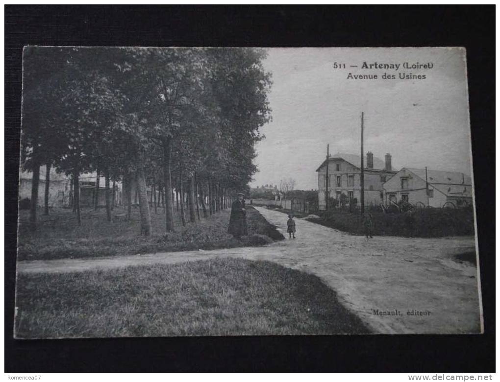 ARTENAY (Loiret) - Avenue Des Usines - Animée - Non Voyagée - Artenay