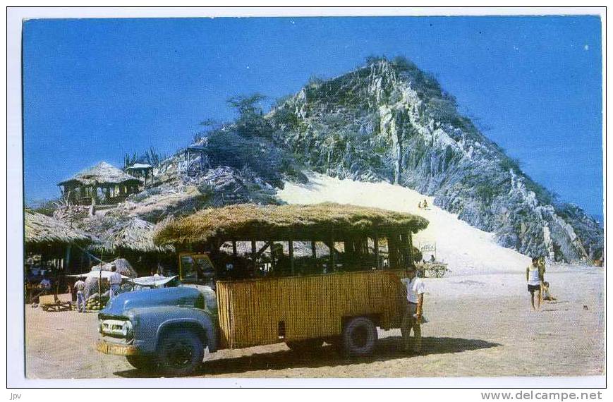 SANTA MARTA . COLOMBIA . "MI RANCHITO", FRENTE AL RODADERO . - Colombie