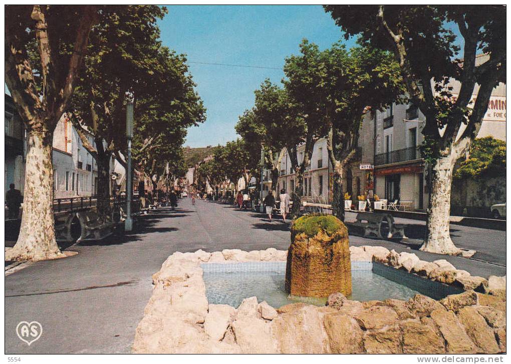 Cpsm  34 Herault   Clermont L Herault Le Boulevard - Clermont L'Hérault