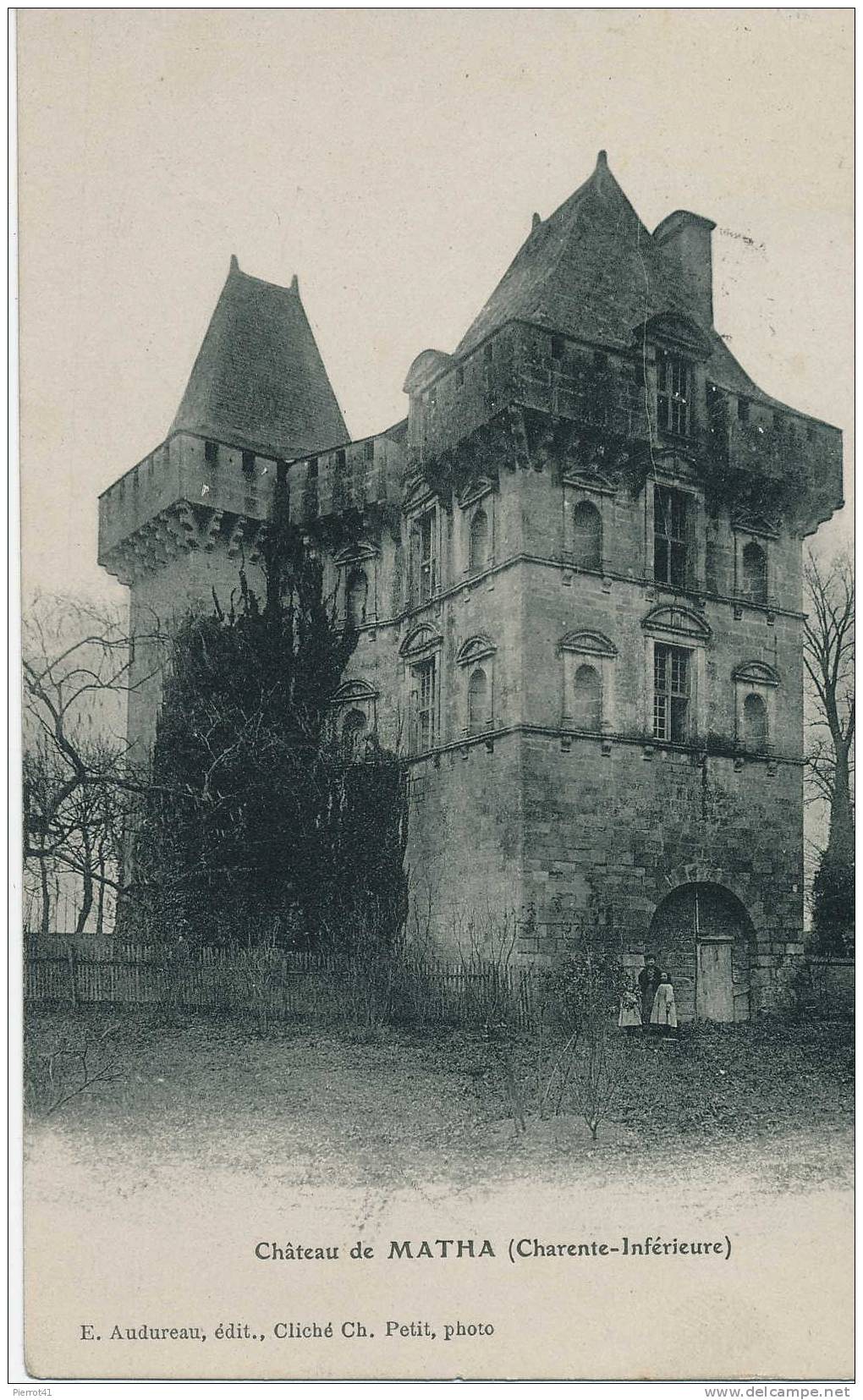 Château De MATHA - Matha