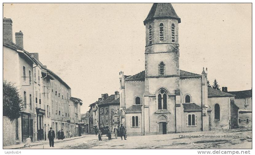 ZQ 90/ C P A - AIX SUR VIENNE   ( 87) L'EGLISE ET LA PLACE - Aixe Sur Vienne