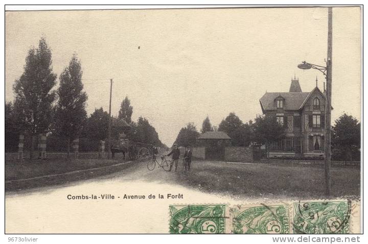 COMBS LA VILLE - AVENUE DE LA FORET - Combs La Ville
