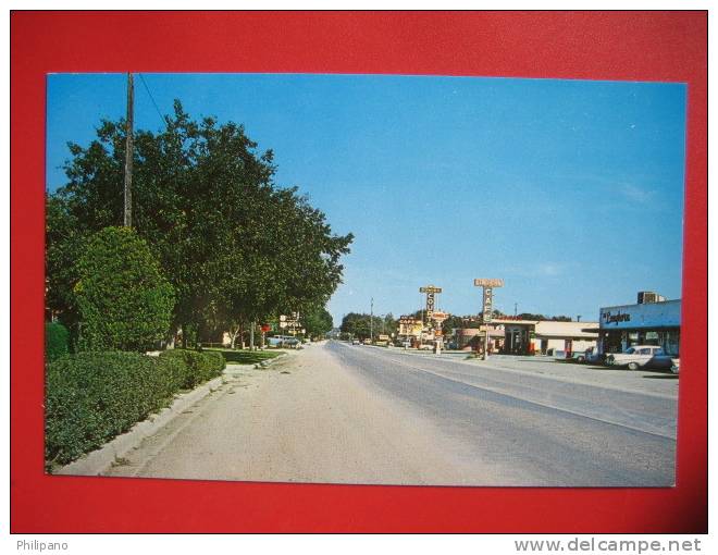 Sonora TX  Highway 290 Thru Town  Early Chrome ----  ====    -- Ref 227 - Autres & Non Classés