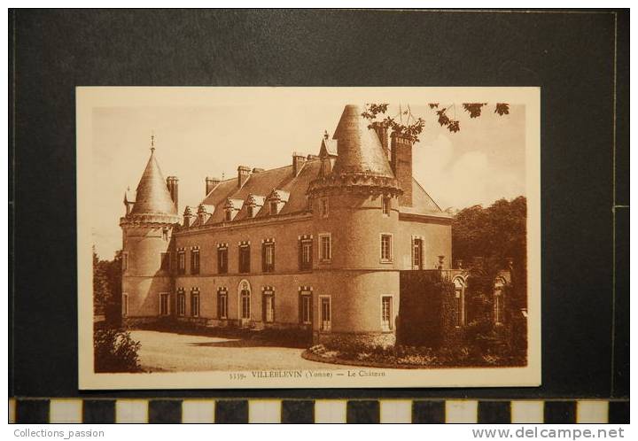 VILLEBLEVIN LE CHATEAU - Villeblevin