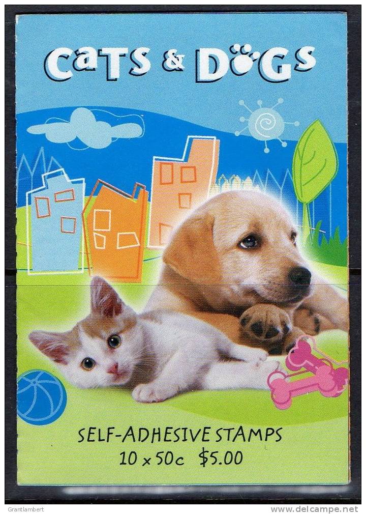 Australia 2004 Dogs &amp; Cats Self-adhesives Booklet Mint  SG 2434-8 - Carnets