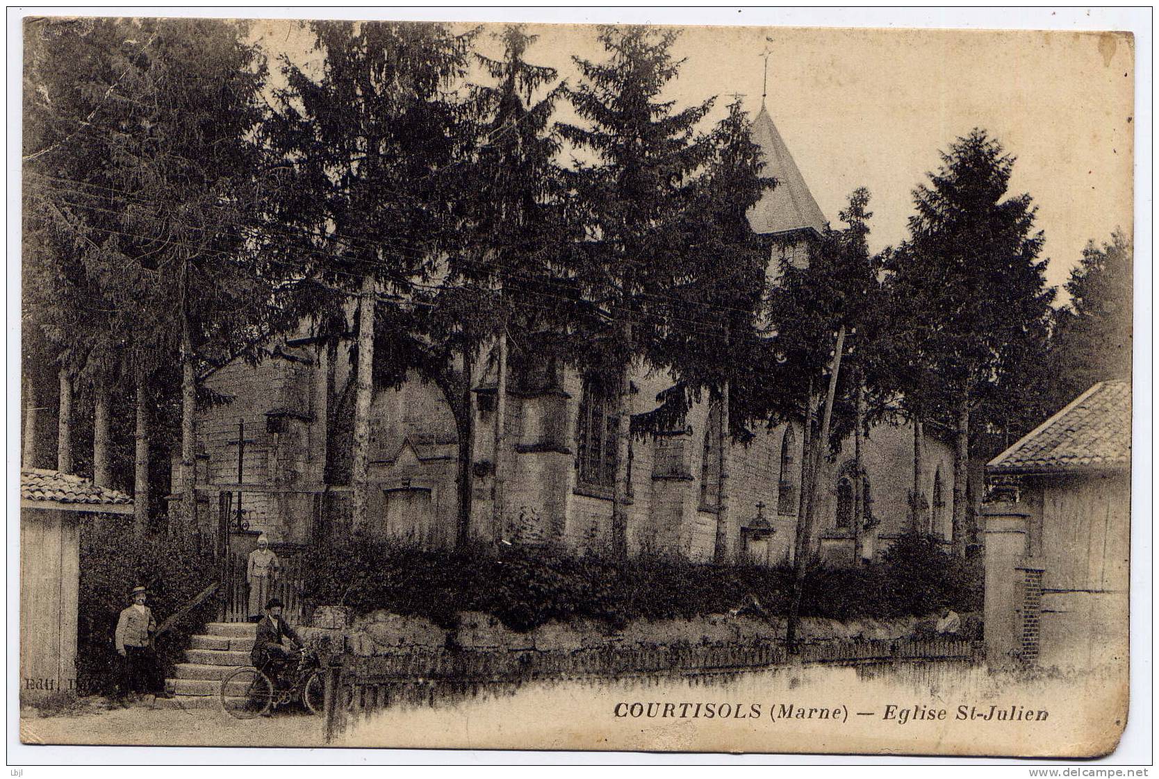 COURTISOLS Eglise Saint Julien  , CPA ANIMEE - Courtisols