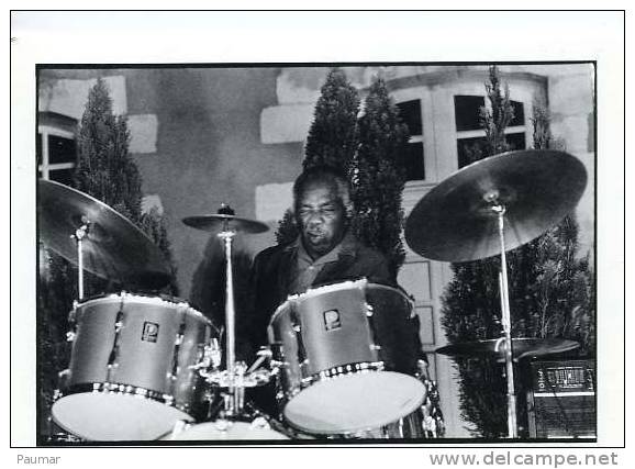 10xi5    Musitien  Kenny Clarke à Vannes  Dans Le Morbihan En 1983 - Music