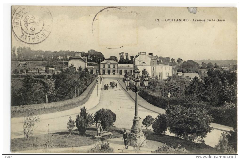 COUTANCES. - Avenue De La Gare - Coutances