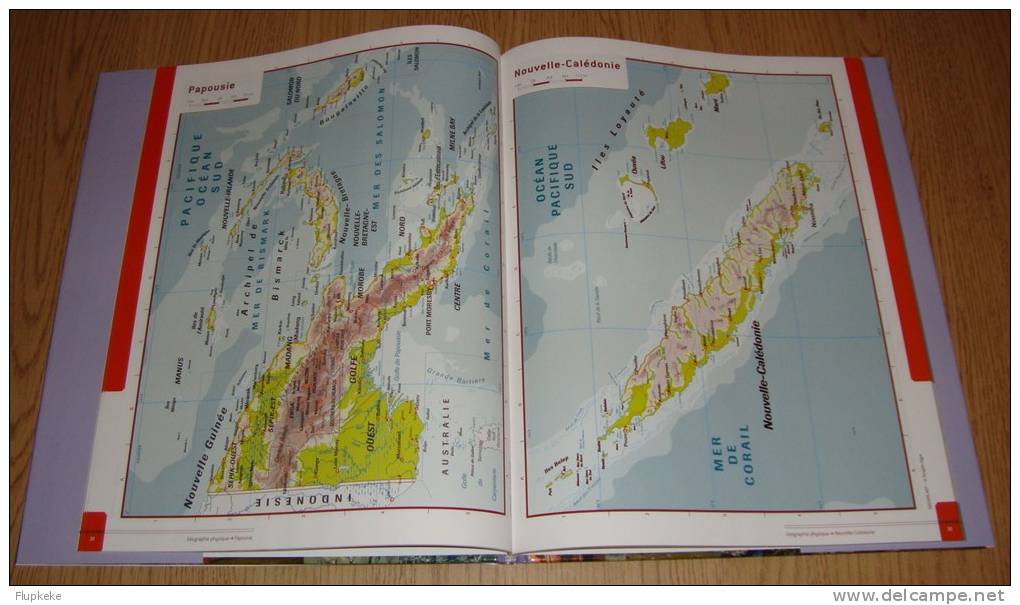 Grand Atlas Universel en 10 volumes Paperview L´Encyclopédie du Monde Bruxelles 2005