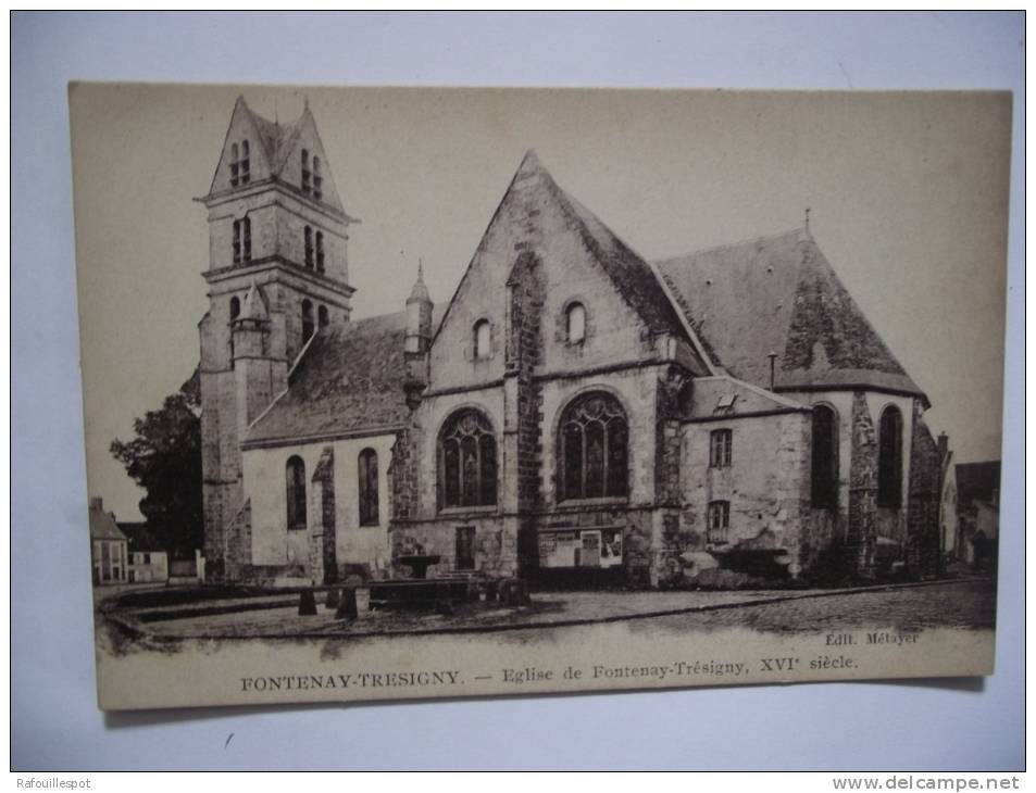 Cpa Fontenay Tresigny Eglise - Fontenay Tresigny