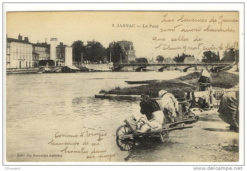 Carte Postale Ancienne Jarnac - Le Pont - Métiers, Laveuses, Lavandières - Jarnac