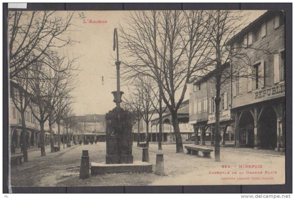 09 - Mirepoix -  Ensemble De La Grande Place - Mirepoix