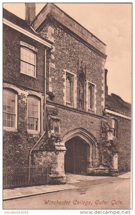 B5625 Winchester College Outer Gate Not Used Good Shape - Winchester