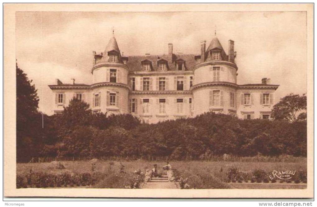 MEREVILLE - Le Château - Mereville